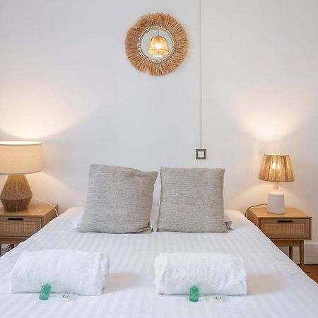 Appartement Spacieux Et Chaleureux Coeur De Ville Chambéry Exteriér fotografie