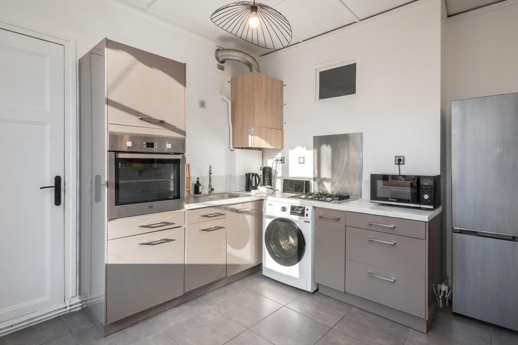 Appartement Spacieux Et Chaleureux Coeur De Ville Chambéry Exteriér fotografie
